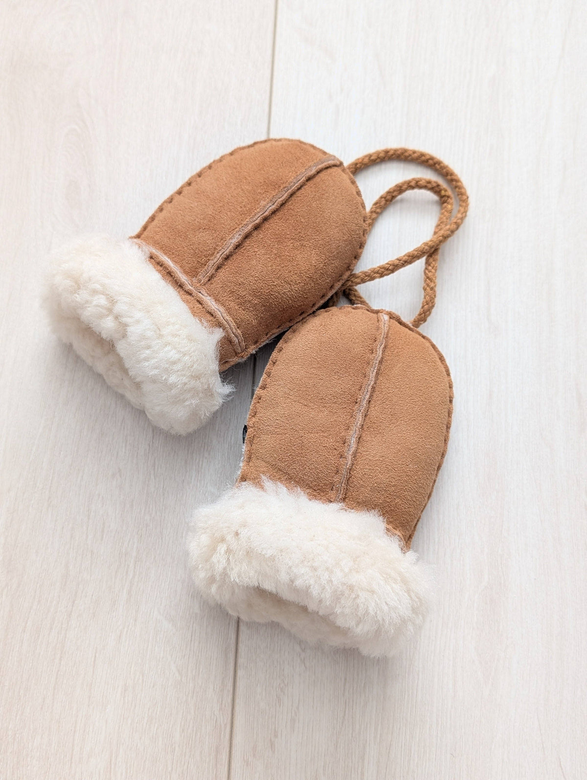 Sheepskin Baby Puddy Mitten - "Keep Safe" Cord