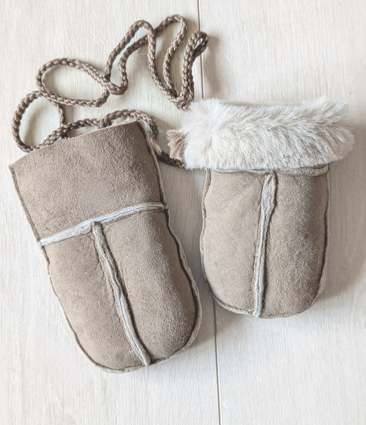 Sheepskin Baby Puddy Mitten - "Keep Safe" Cord