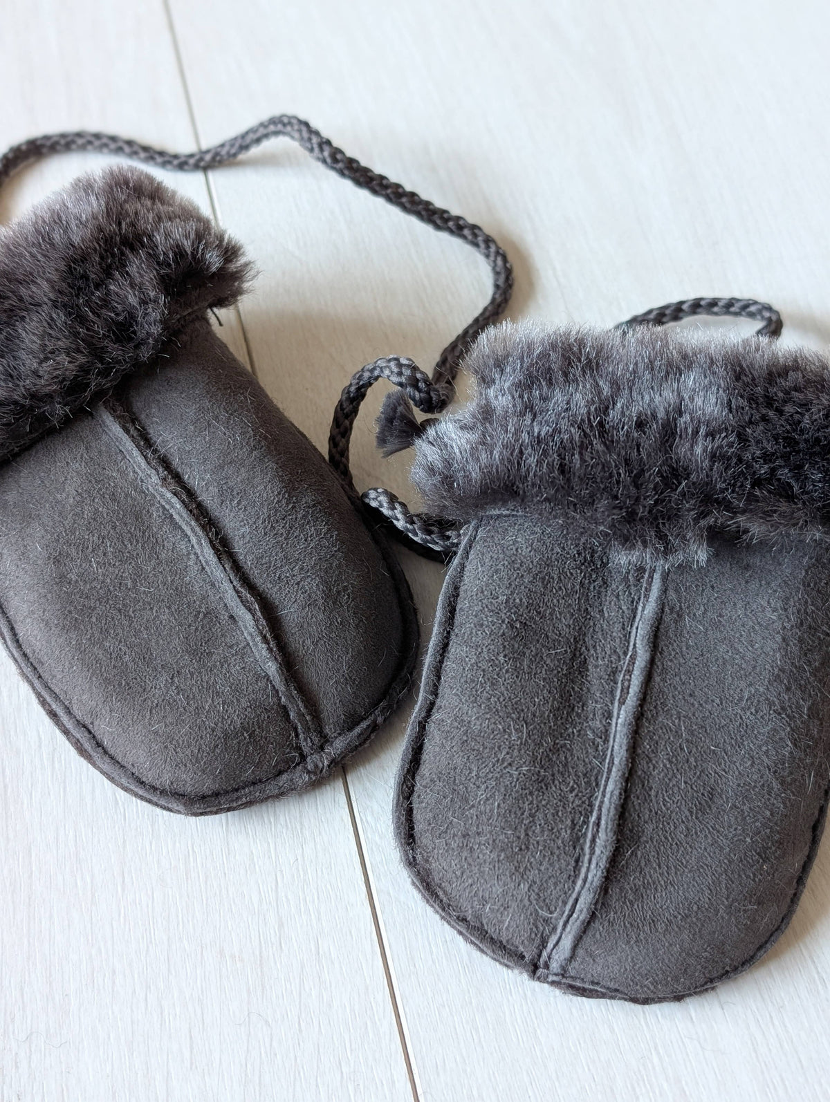 Sheepskin Baby Puddy Mitten - "Keep Safe" Cord